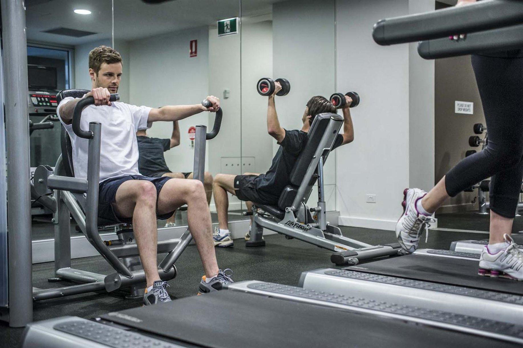 Pullman Adelaide Hotel Facilități foto The gym at the London Scottish Rugby Club